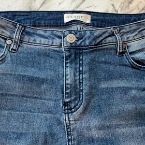 Women's Eloquii Ankle Jeans - Size 14 short / Medium Wash
